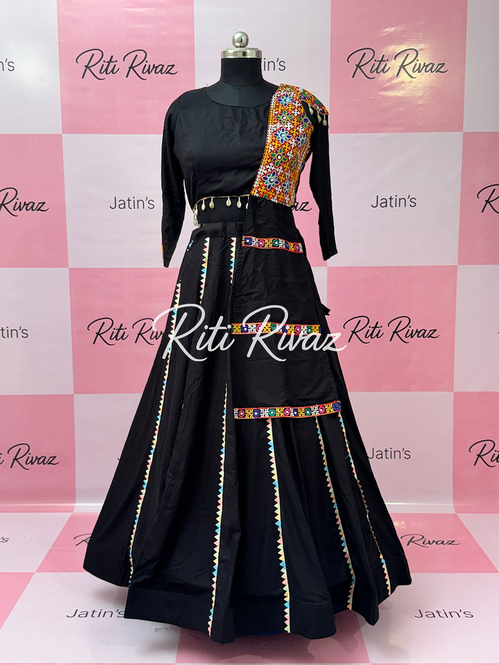 Black color Navratri special Gamthi and kodi work lehenga choli, Navratri Lehenga, Navratri Choli, Navratri Outfit, Navratri Collection