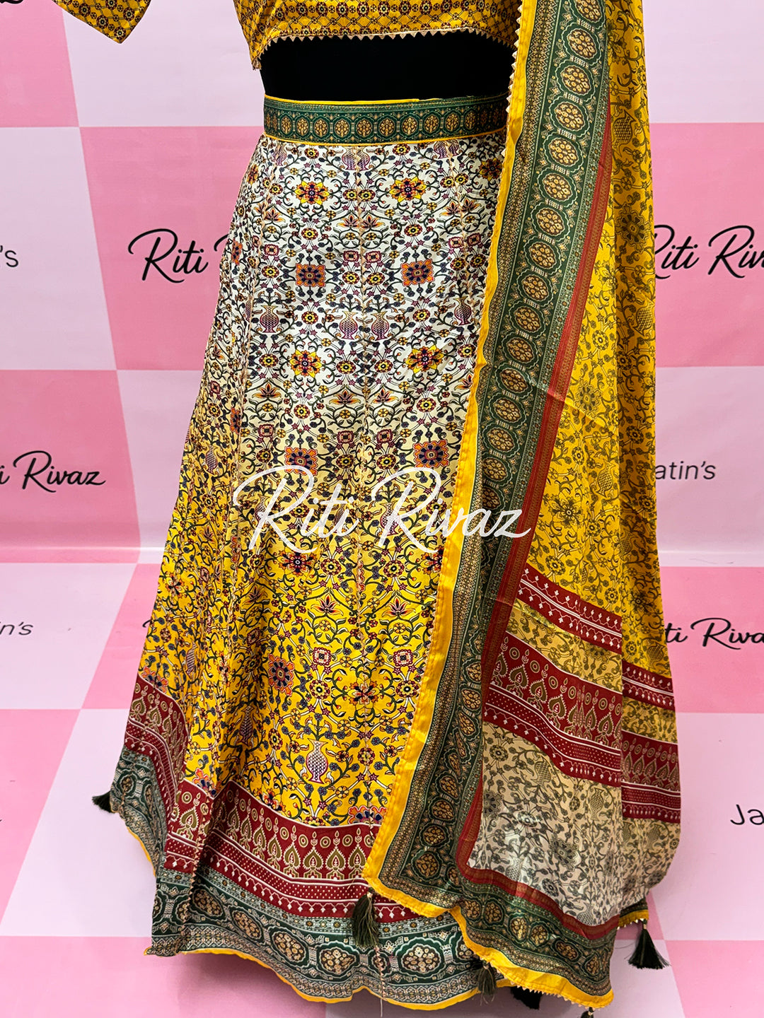 Premium Wedding Lehenga Choli for Women – Embroidered Traditional Indian Outfit for Festive Wear