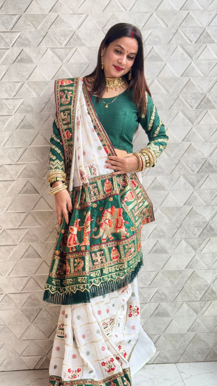 White Green Colour Khushboo Sharma Embroiderd Panter Patola Saree For Special Occasion