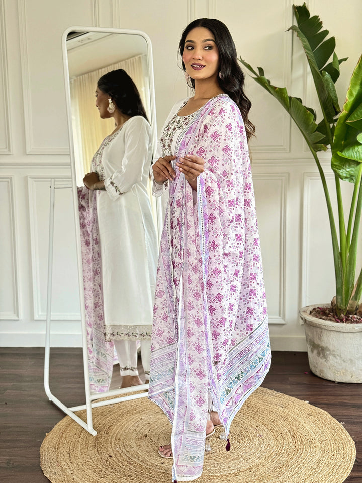 White Color Viscose Chanderi Embroidered Straight  Kurta with Pant And Dupatta Sets