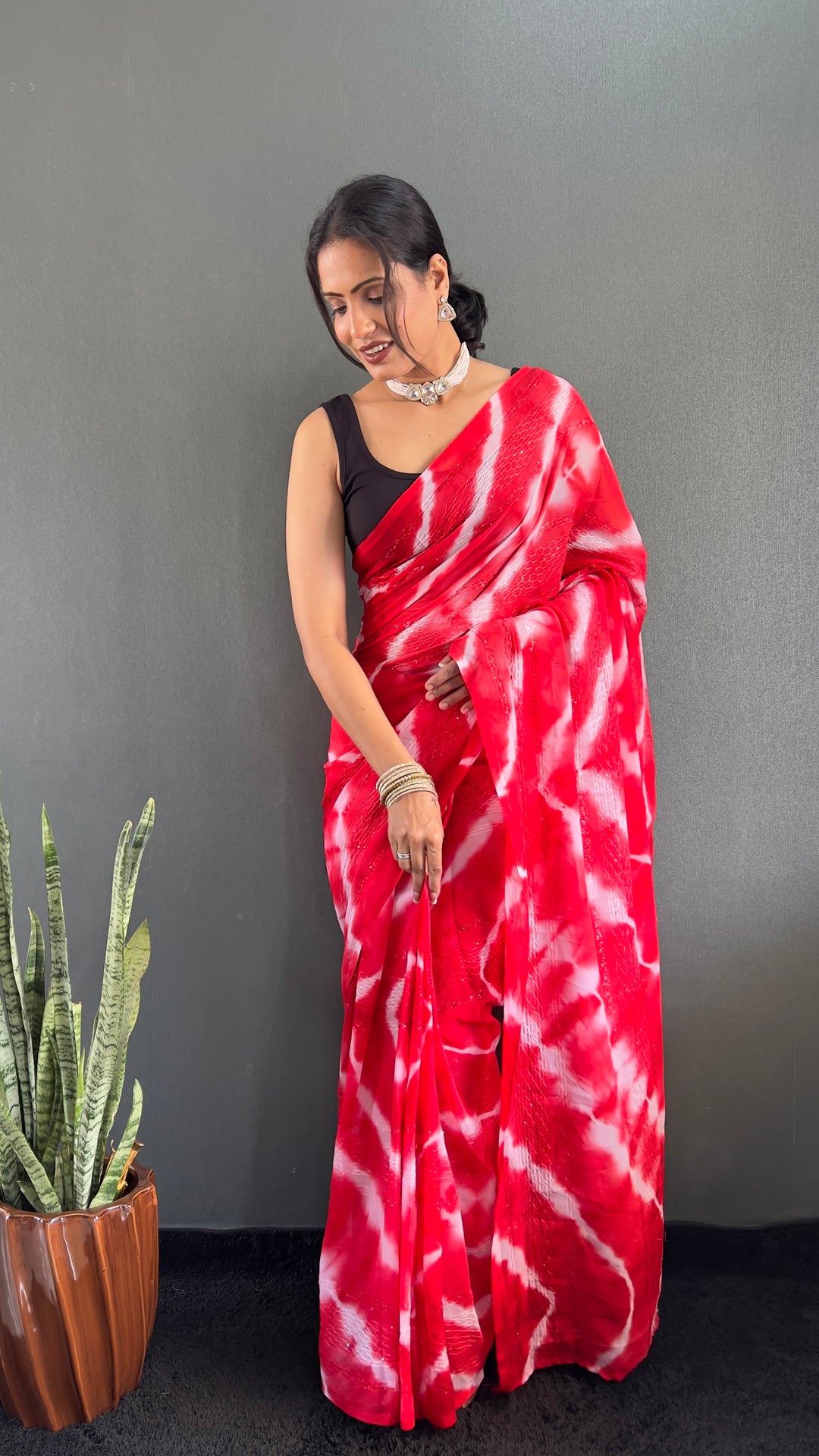 Red Color Georgette Saree With Beautiful Blouse