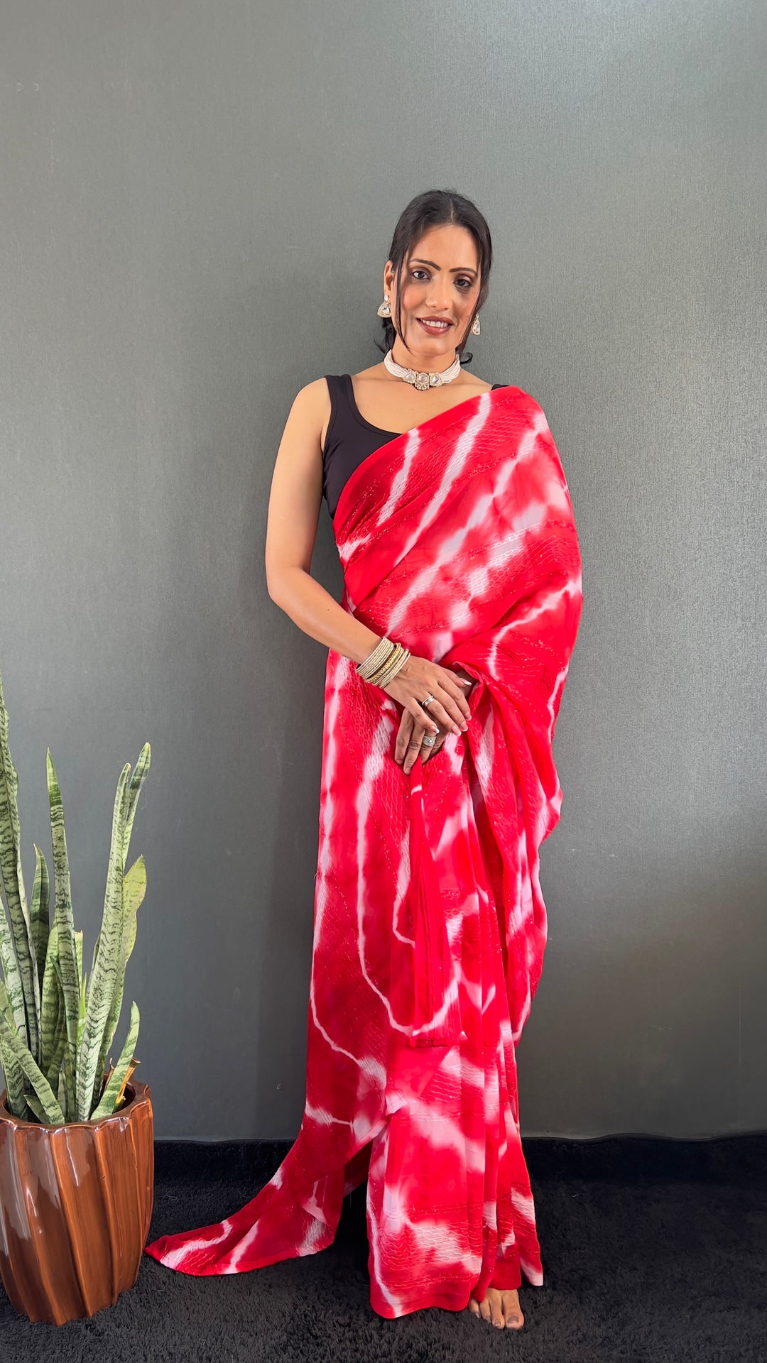 Red Color Georgette Saree With Beautiful Blouse