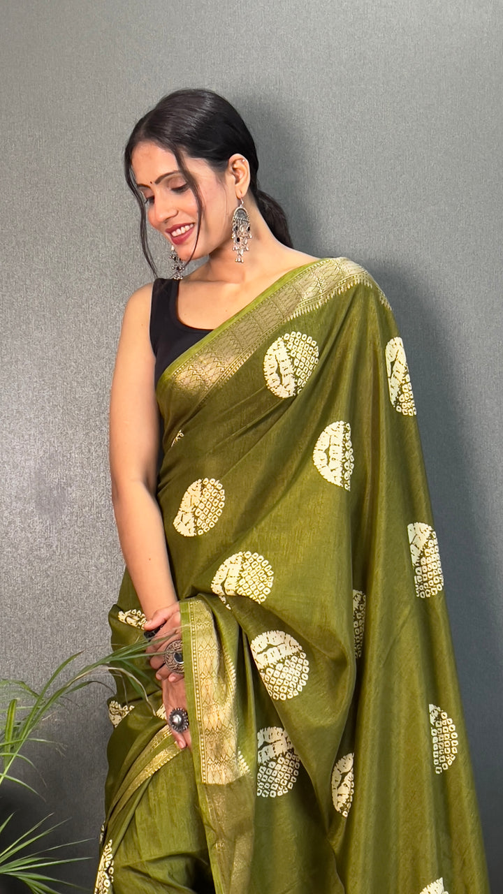 Green Color Soft Cotton Kalamkari Printed Saree With Beautiful Blouse