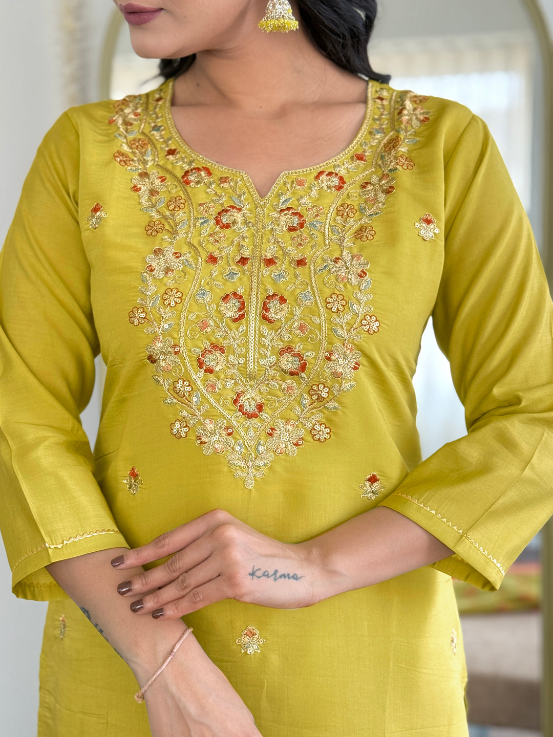 Mehndi Green Color Viscose Chanderi Embroidered Kurta with Pant And Dupatta Sets