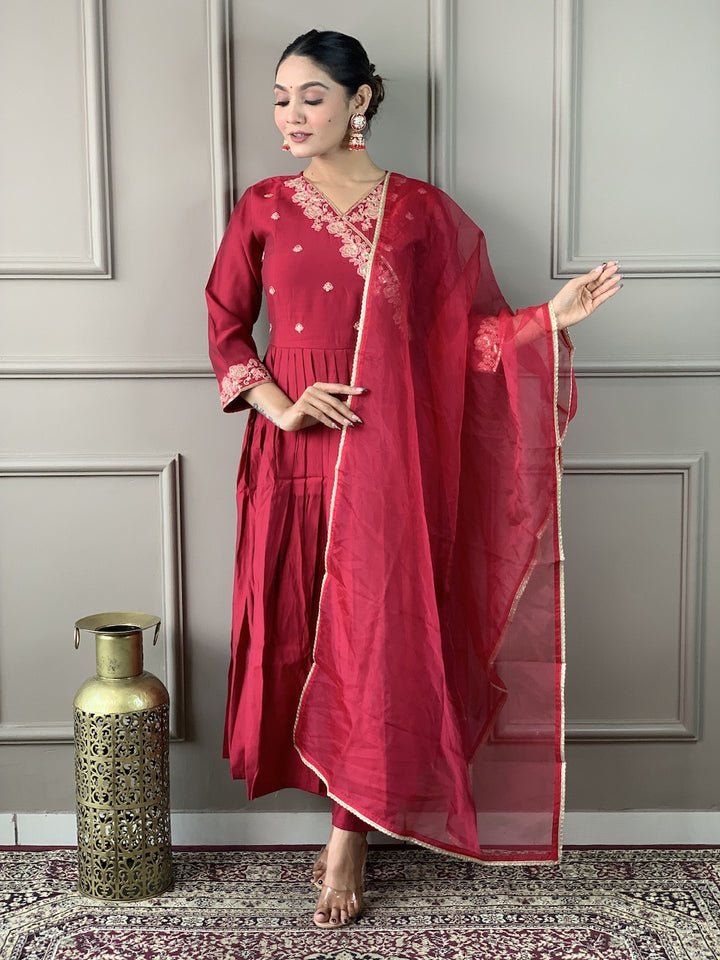 Red Color Viscose Chanderi Embroidered Straight Kurta with Pant And Dupatta Sets