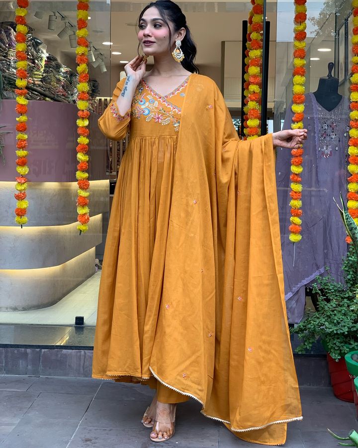 Orange Color Viscose Chanderi Embroidered Kurta with Pant And Dupatta Sets