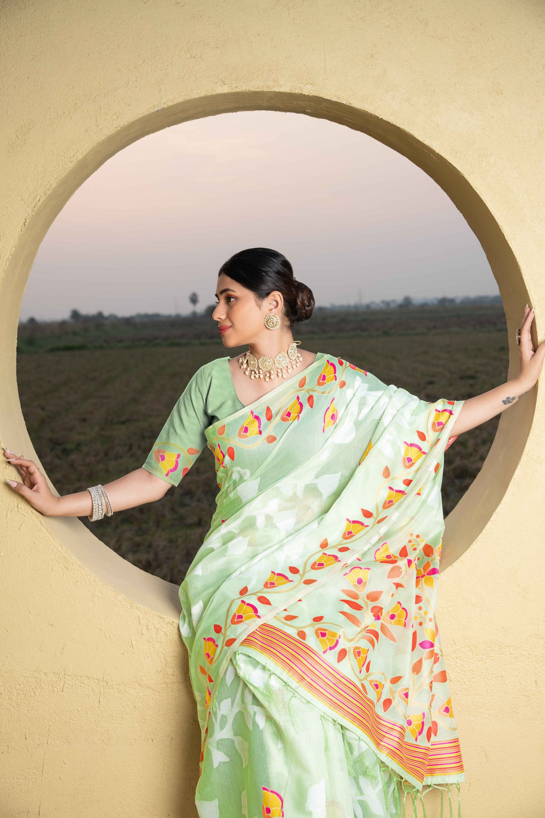 Green Color Jamdani Soft Cotton Saree With Unstitched Blouse Piece