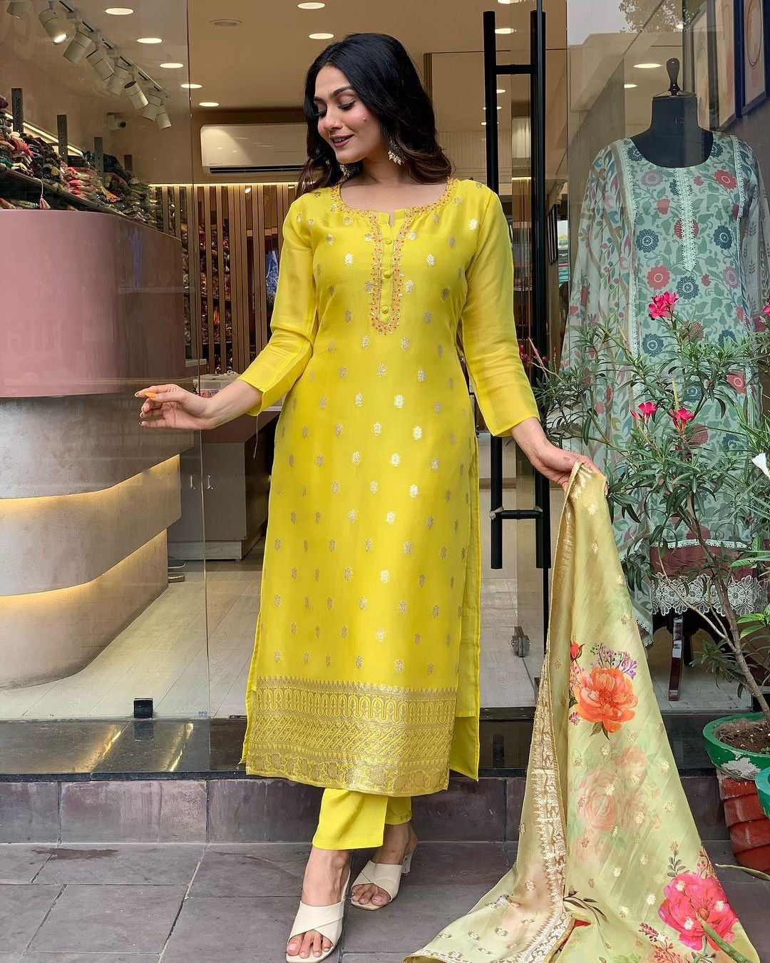Yellow Color Viscose organza Embroidery Kurta with Pant And Dupatta Sets