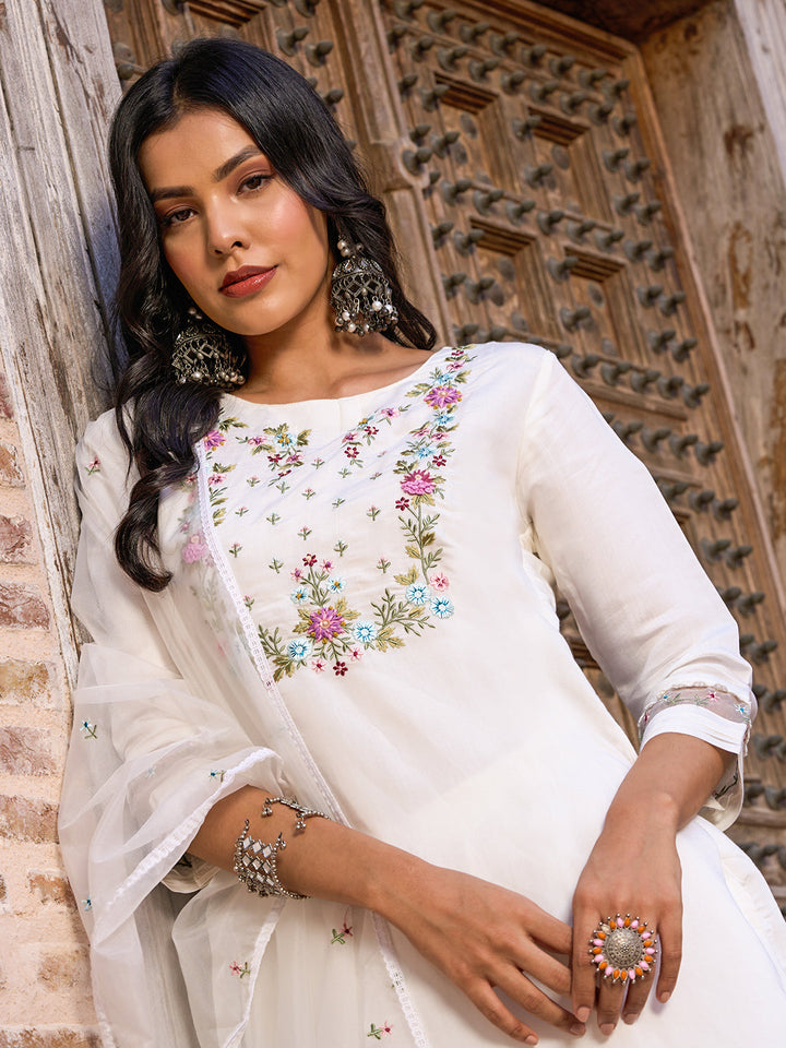 White Color with Embroidered Kurta with Pant And Dupatta Sets
