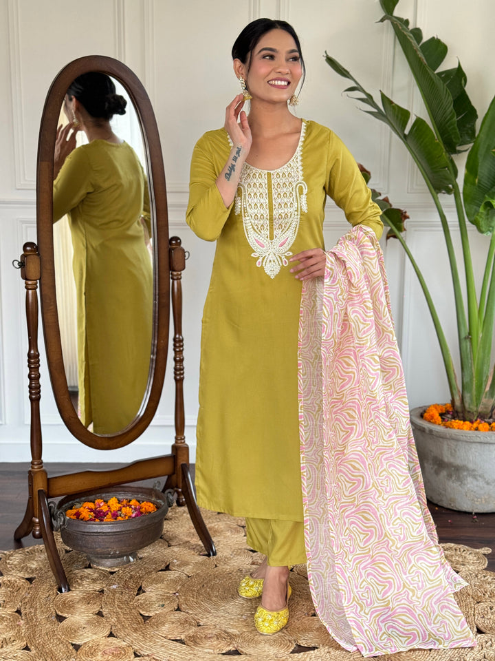 Liril Color Slub Magic Kurti Embroidery With Pant And Dupatta Set