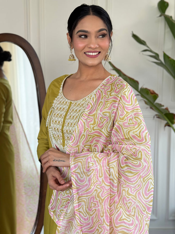 Liril Color Slub Magic Kurti Embroidery With Pant And Dupatta Set