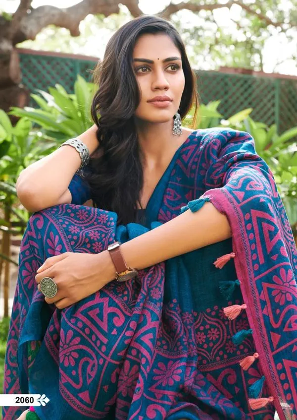 Blue Color Cotton Linen Saree With Unstitched Blouse Piece