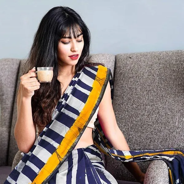 Blue Color Cotton Linen Saree With Unstitched Blouse Piece