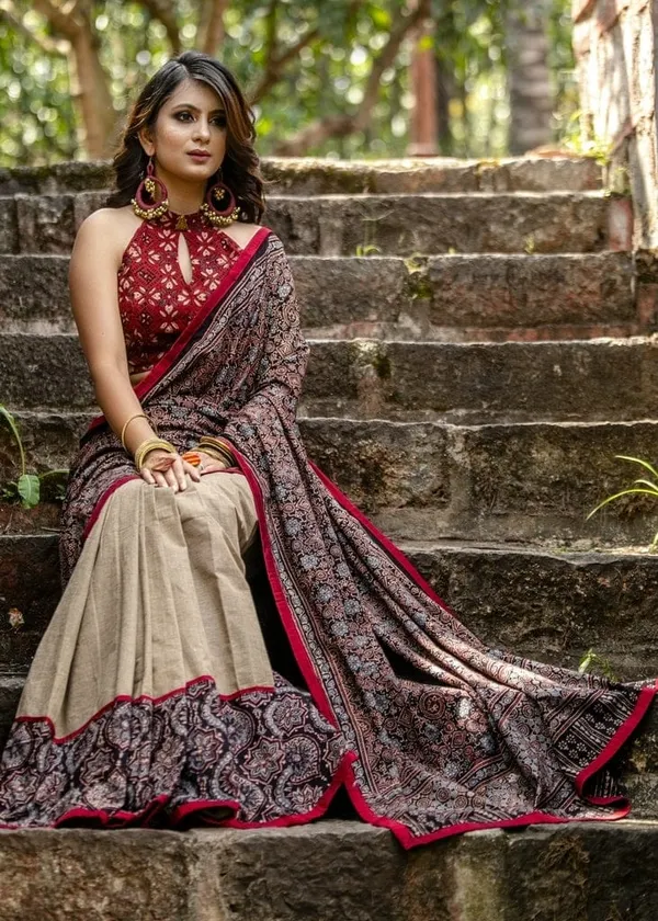 Cream Color Cotton Linen Saree With Unstitched Blouse Piece