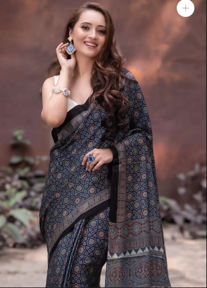 Gray Color Cotton Linen Saree With Unstitched Blouse Piece