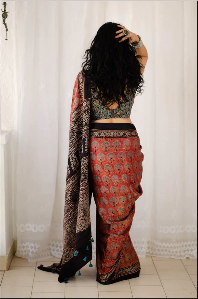 Maroon Color Cotton Linen Saree With Unstitched Blouse Piece