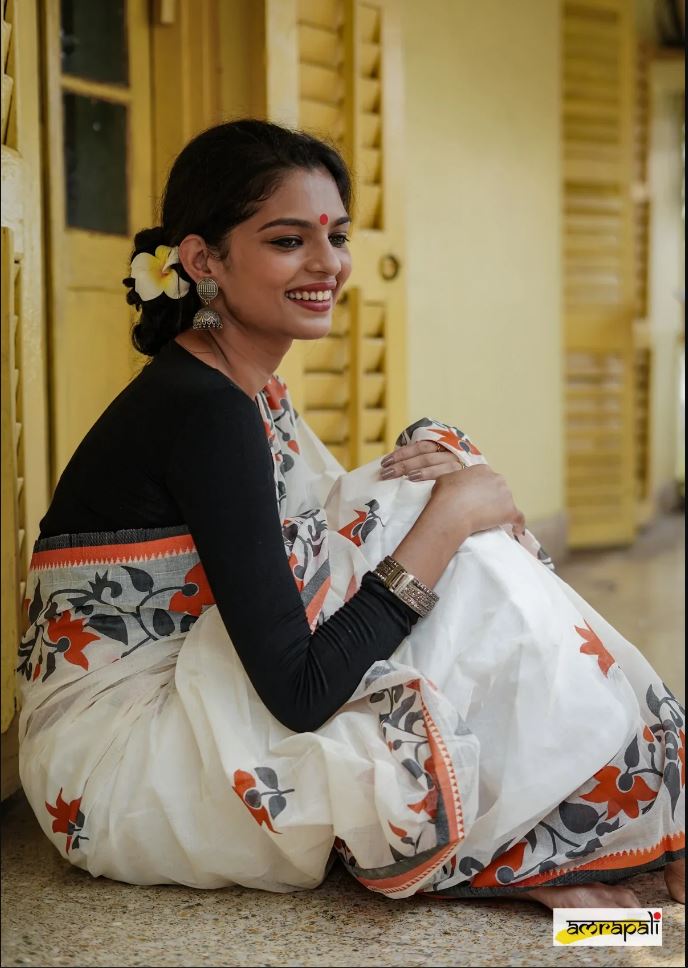 White Color Cotton Linen Saree With Unstitched Blouse Piece