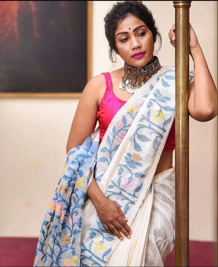 Off-White Color Cotton Linen Saree With Unstitched Blouse Piece