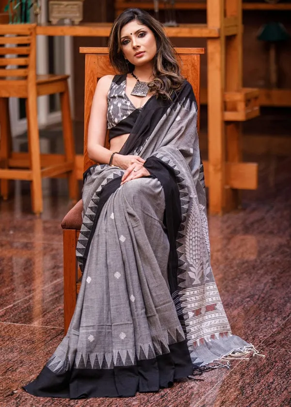 Gray Color Cotton Linen Saree With Unstitched Blouse Piece
