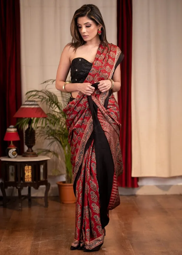 Multi Color Cotton Linen Saree With Unstitched Blouse Piece