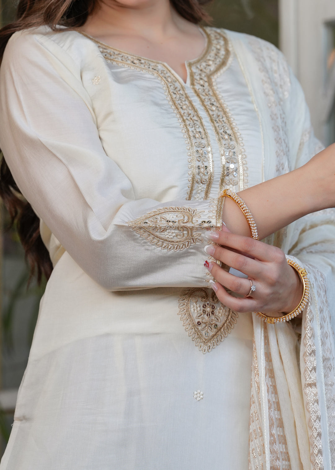 White Color Viscose Chanderi Embroidery Kurti With Viscose Pant And Jacquard Dupatta Set