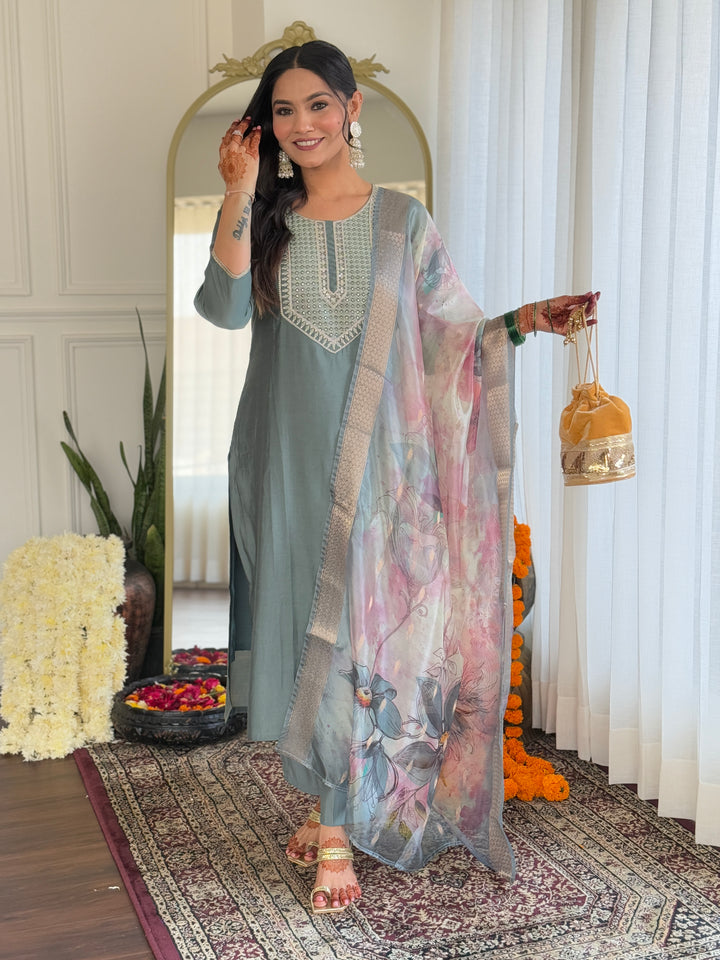 Gray Color BSY Viscose Embroidered Kurti With BSY Viscose Pant And Silk Organza Dupatta Set
