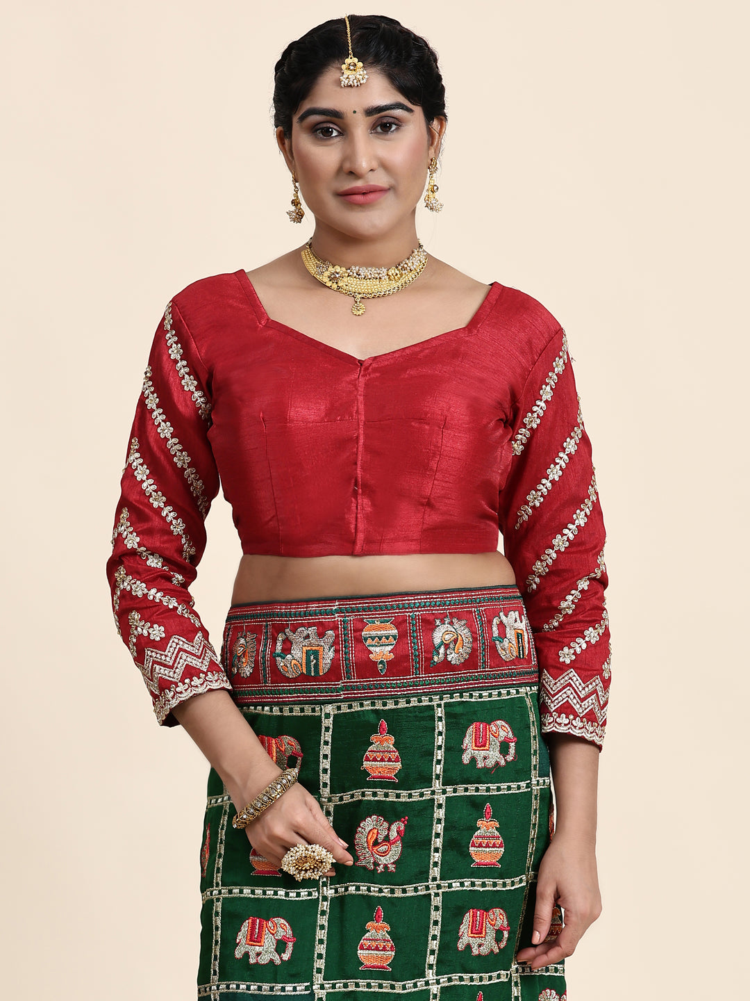 Kaira Green Embroiderd Panter Patola Saree With Blouse