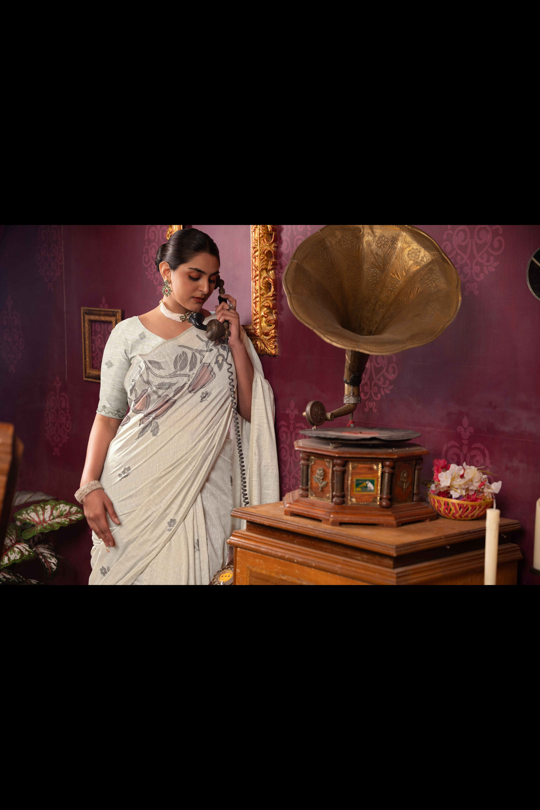 Pink Color Mul Cotton Saree With Woven Design With Unstitched Blouse Piece