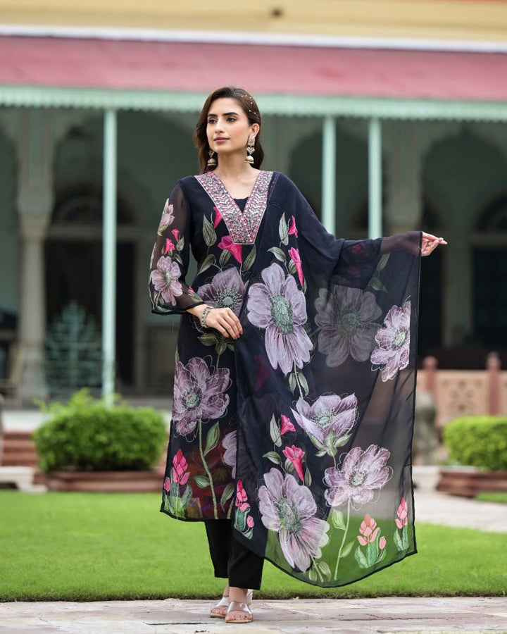 Black Color Georgette Embroidery Kurta with Pant And Dupatta Sets
