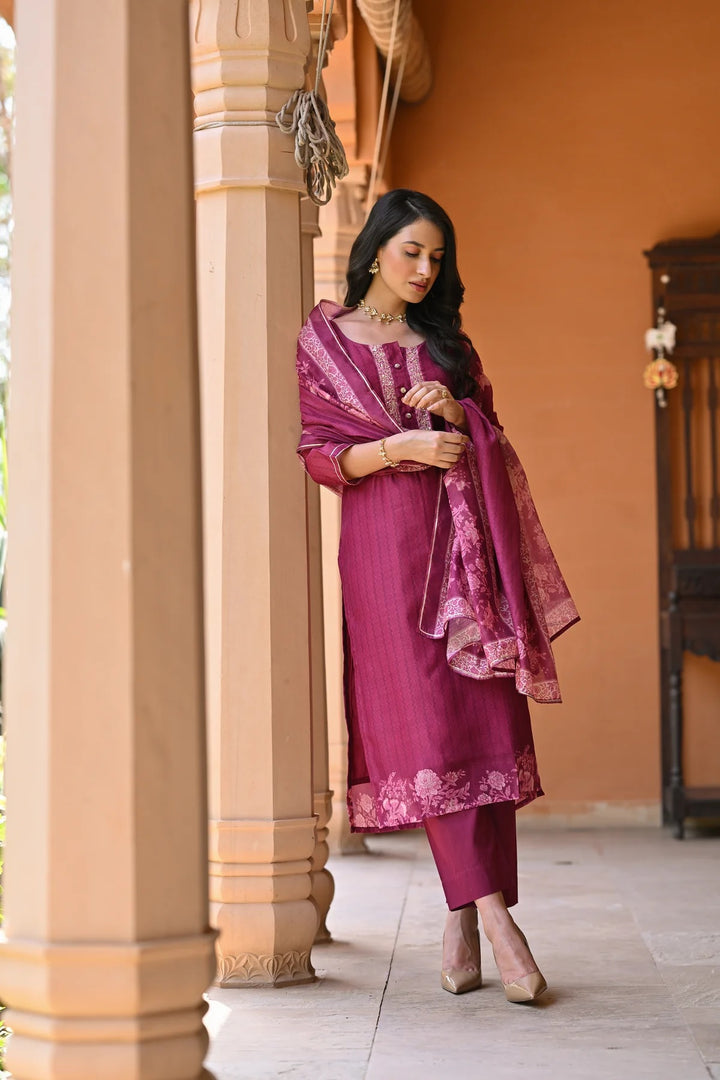 Pink Color Soft Rayon Slub Print And Embroidery Kurti with Pant And Dupatta Sets