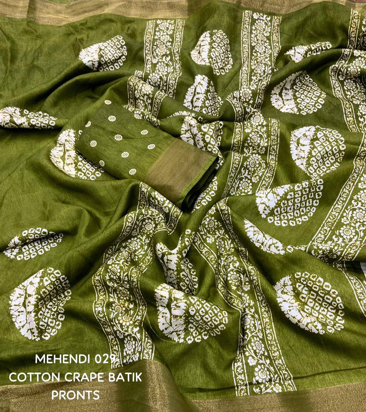 Green Color Dola Cotton Saree Mill Print With Unstitched Blouse Piece
