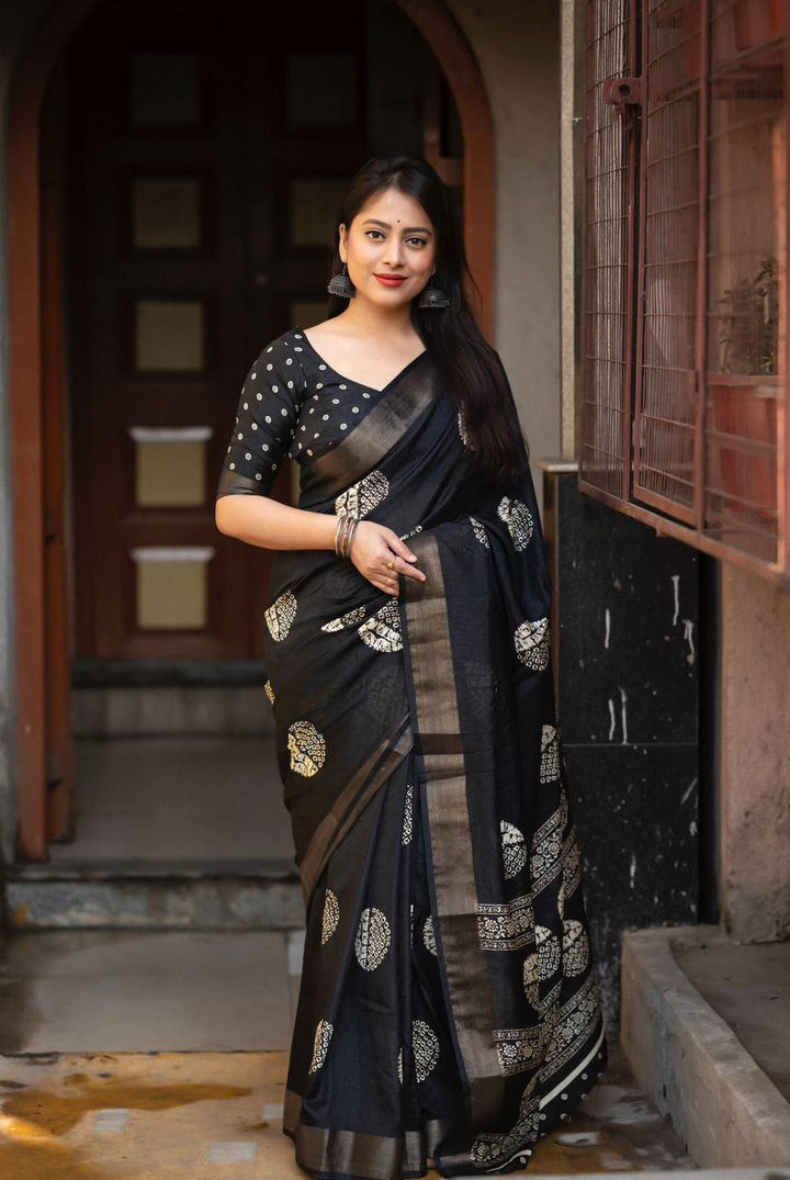 Black Color Dola Cotton Saree Mill Print With Unstitched Blouse Piece