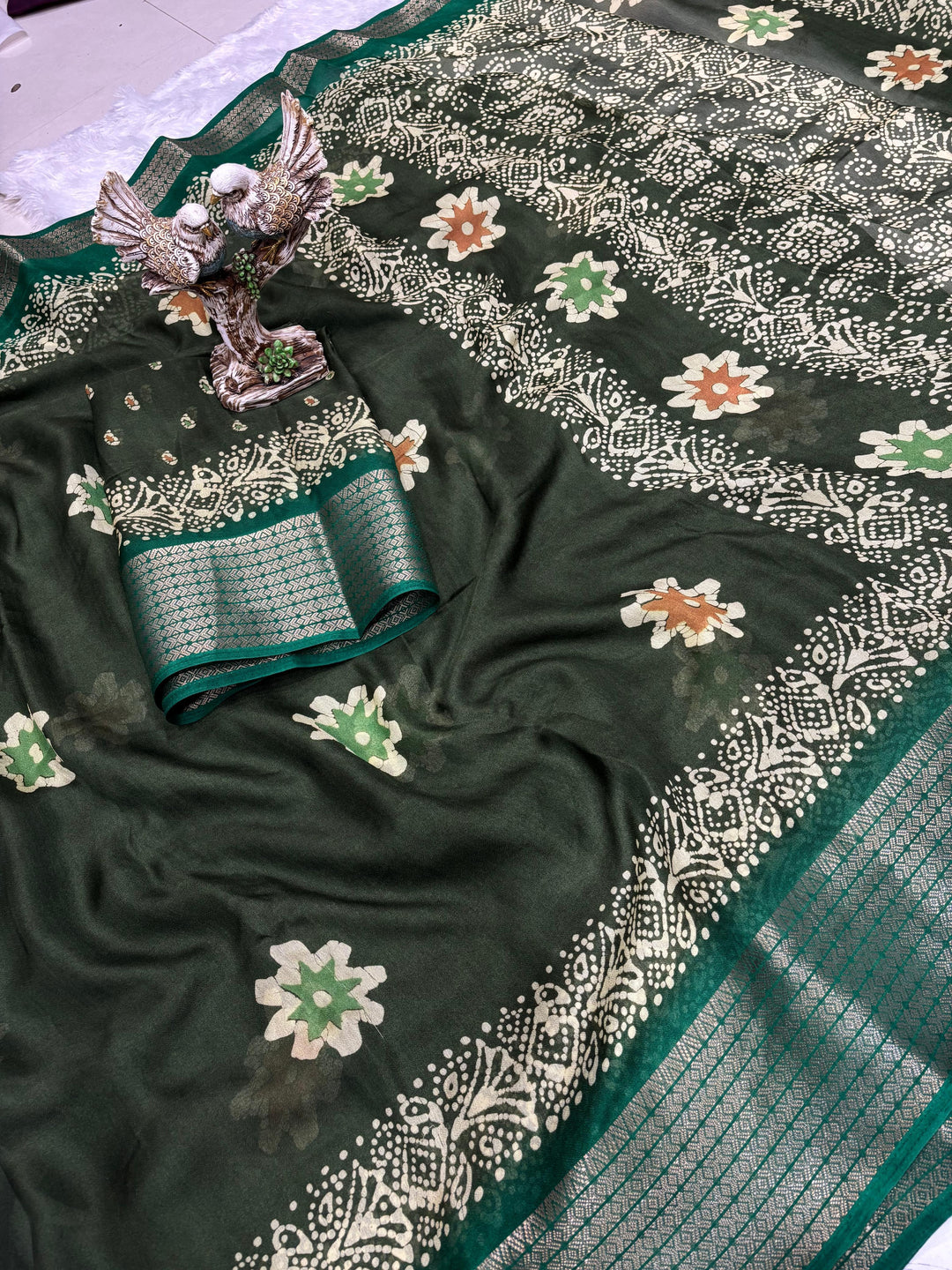 Green Color Soft Blooming Marshmallow Jacquard Border and Contrast Blouse With Unstitched Blouse Piece