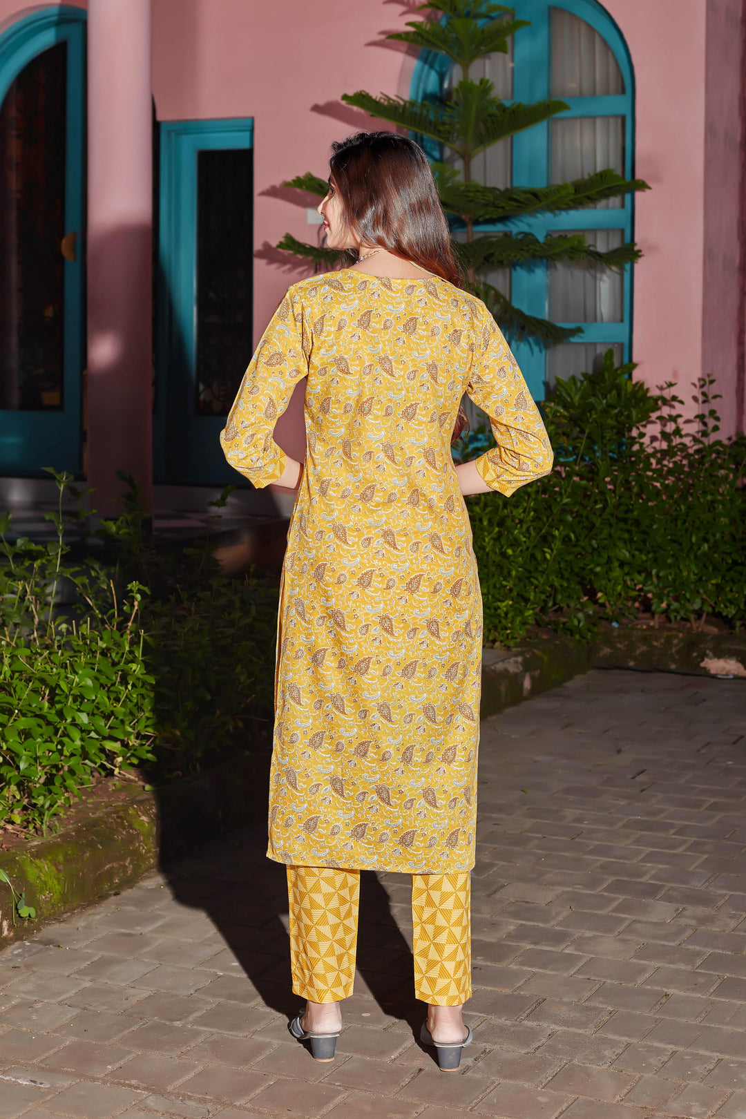 Yellow Color Cotton Blend Digital Print Kurti with Pant