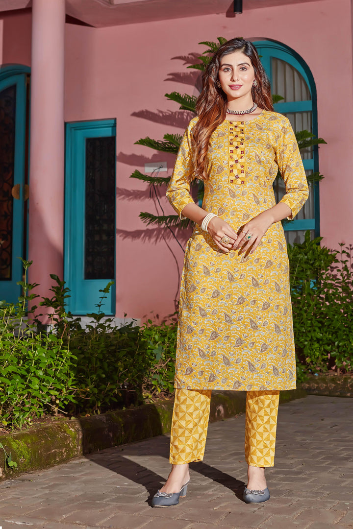 Yellow Color Cotton Blend Digital Print Kurti with Pant