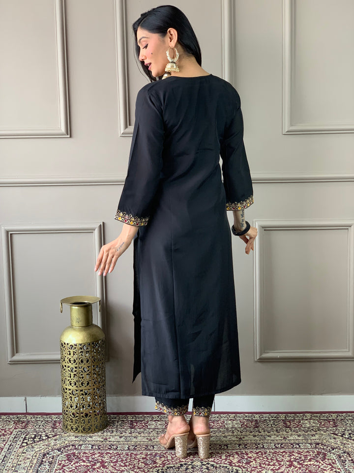 Black Color Viscose Chanderi Embroidered Straight  Kurta with Pant And Dupatta Sets