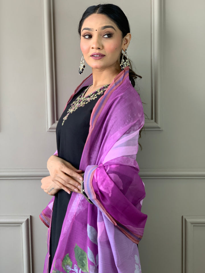 Black Color Viscose Chanderi Embroidery Kurta with Pant And Dupatta Sets