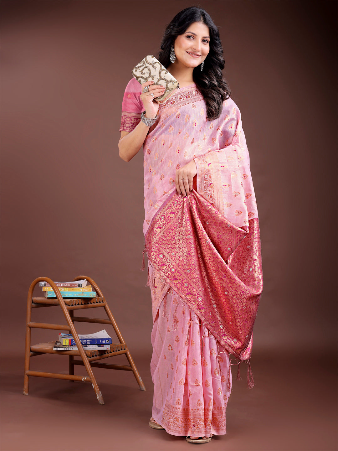 Pink Colour Linen Cotton Saree Printed Work With Blouse Piece