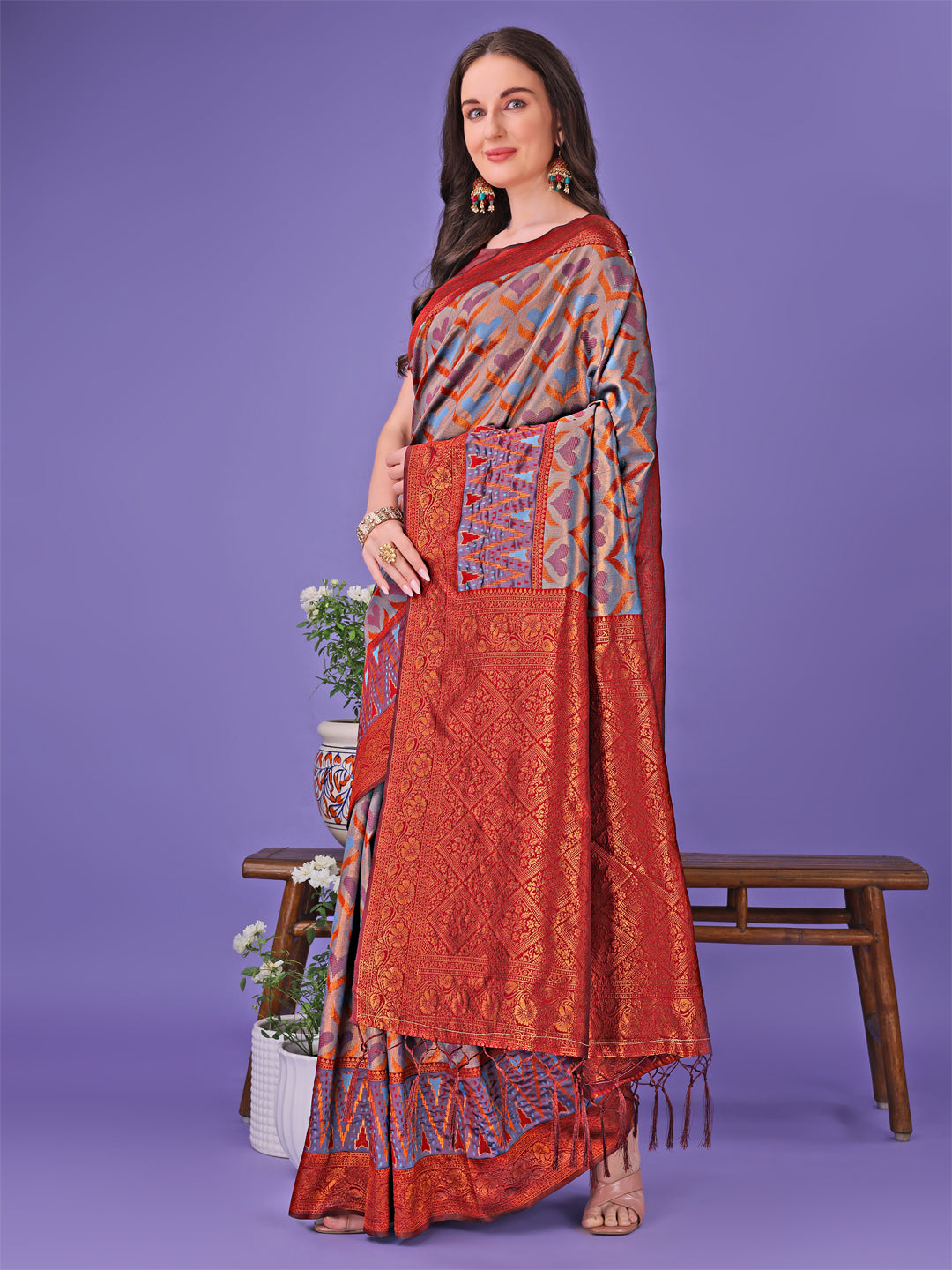 Grey Colour Lichi Silk Saree Weaving Work With Blouse Piece