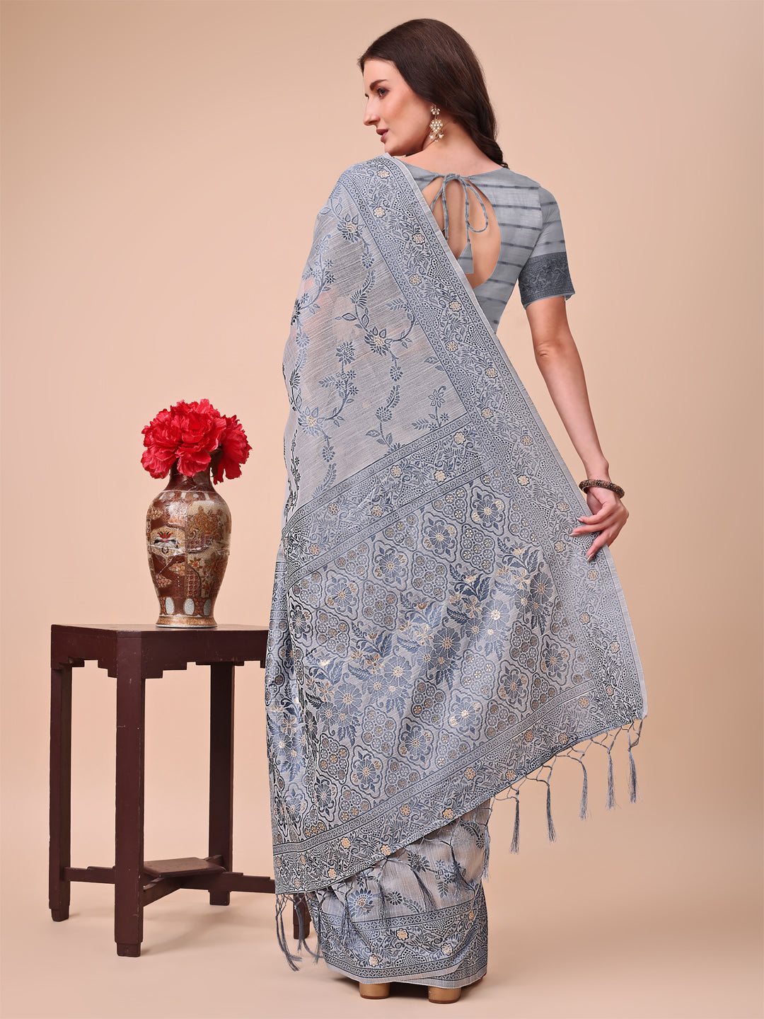 Gray Colour Cotton Printed Saree With Blouse Piece