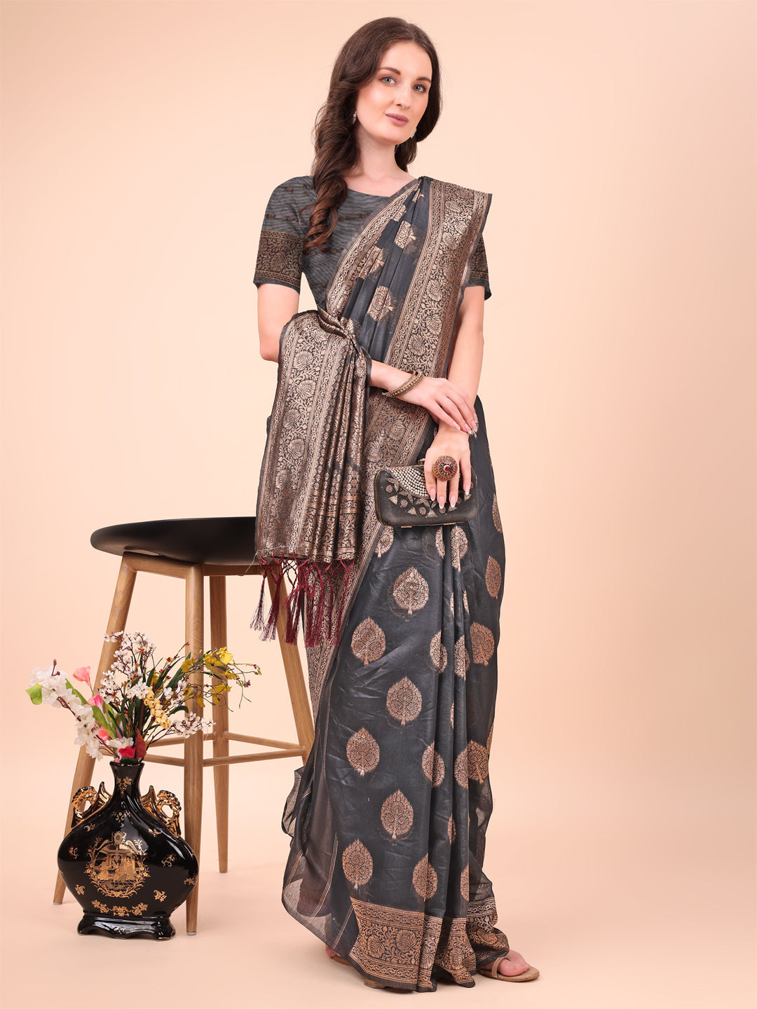 Black Colour Cotton Printed Saree With Blouse Piece