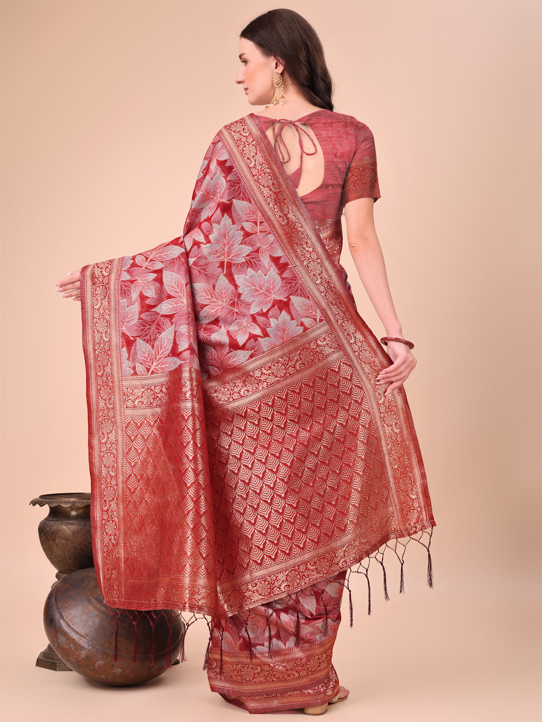 Red Colour Cotton Printed Saree With Blouse Piece