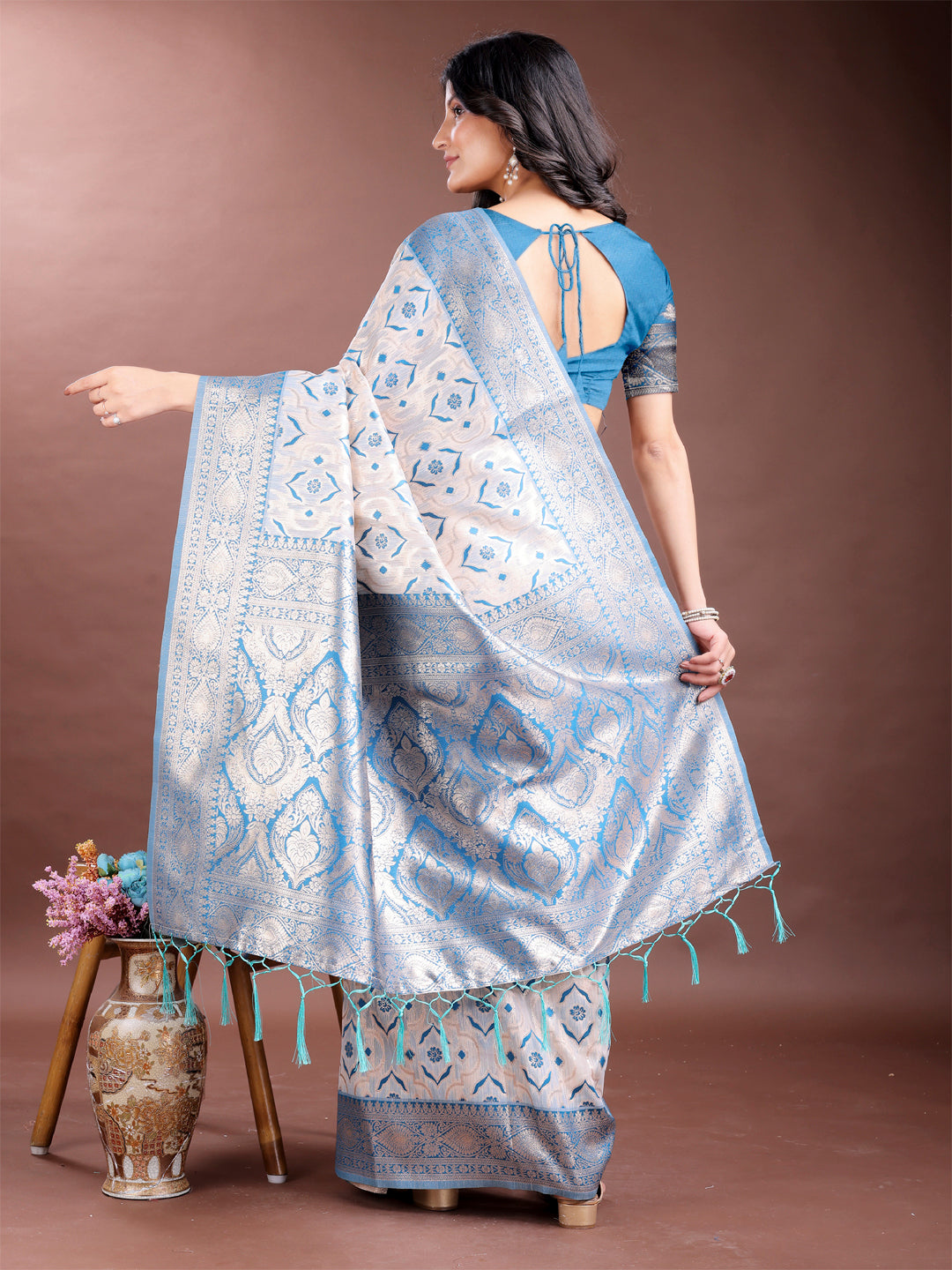 Sky Blue Colour Linen Cotton Saree Printed Work With Blouse Piece