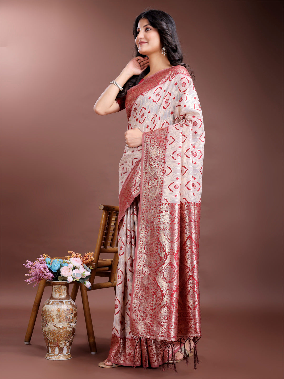 Red Colour Linen Cotton Saree Printed Work With Blouse Piece