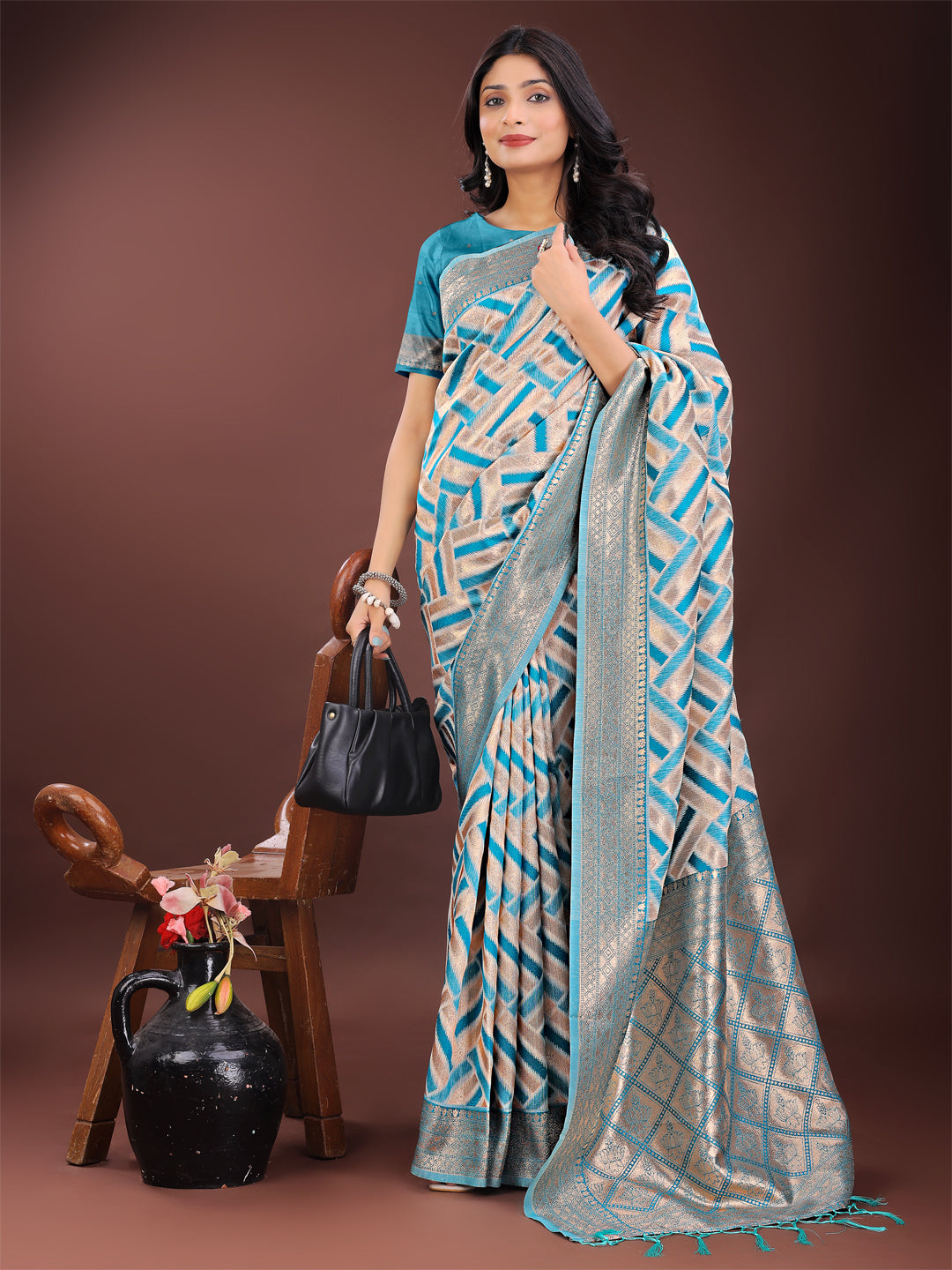 Sea Green Colour Linen Cotton Saree Printed Work With Blouse Piece