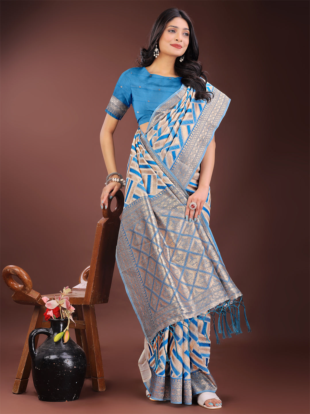 Sky Blue Colour Linen Cotton Saree Printed Work With Blouse Piece