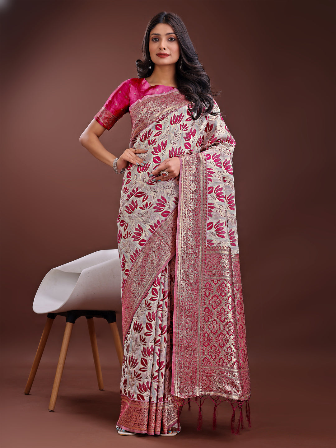 Purple Colour Linen Cotton Saree Printed Work With Blouse Piece