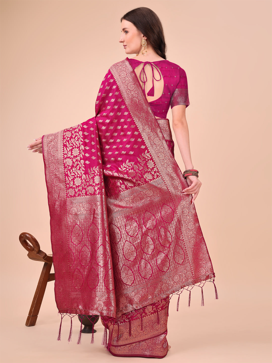Magenta Colour Lichi Silk Saree weaving work With Blouse Piece