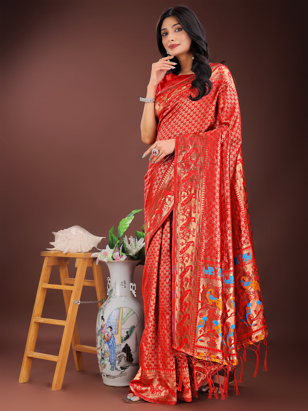 Red Colour Silk Saree Weaving work With Blouse Piece