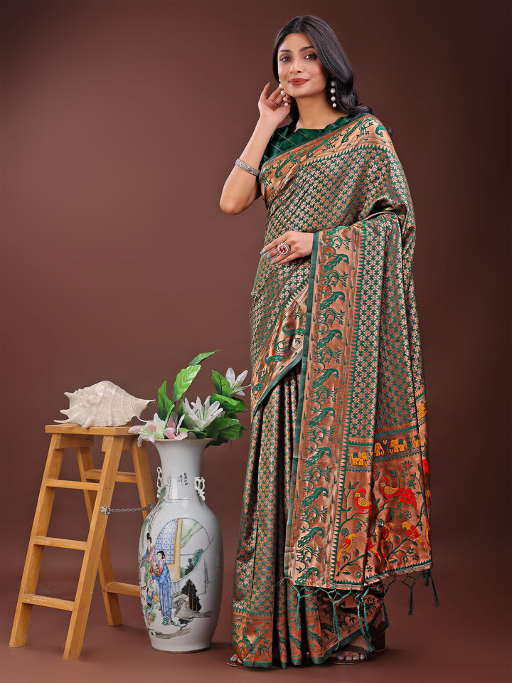Green Colour Silk Saree Weaving work With Blouse Piece